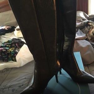 New Nine West black zip up High Boots